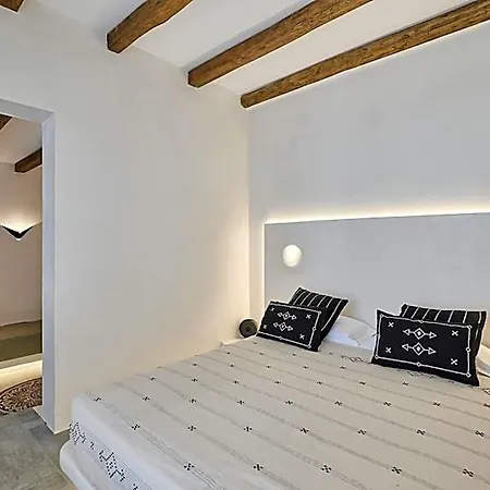 Ios Resort Hotel 2*