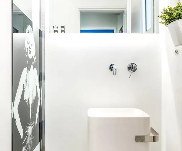 Ios Resort 2* 이오스 코라